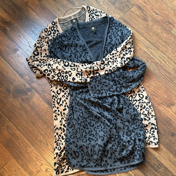 JM Collection Bundle of Two Cardigans - Picture 1 of 7